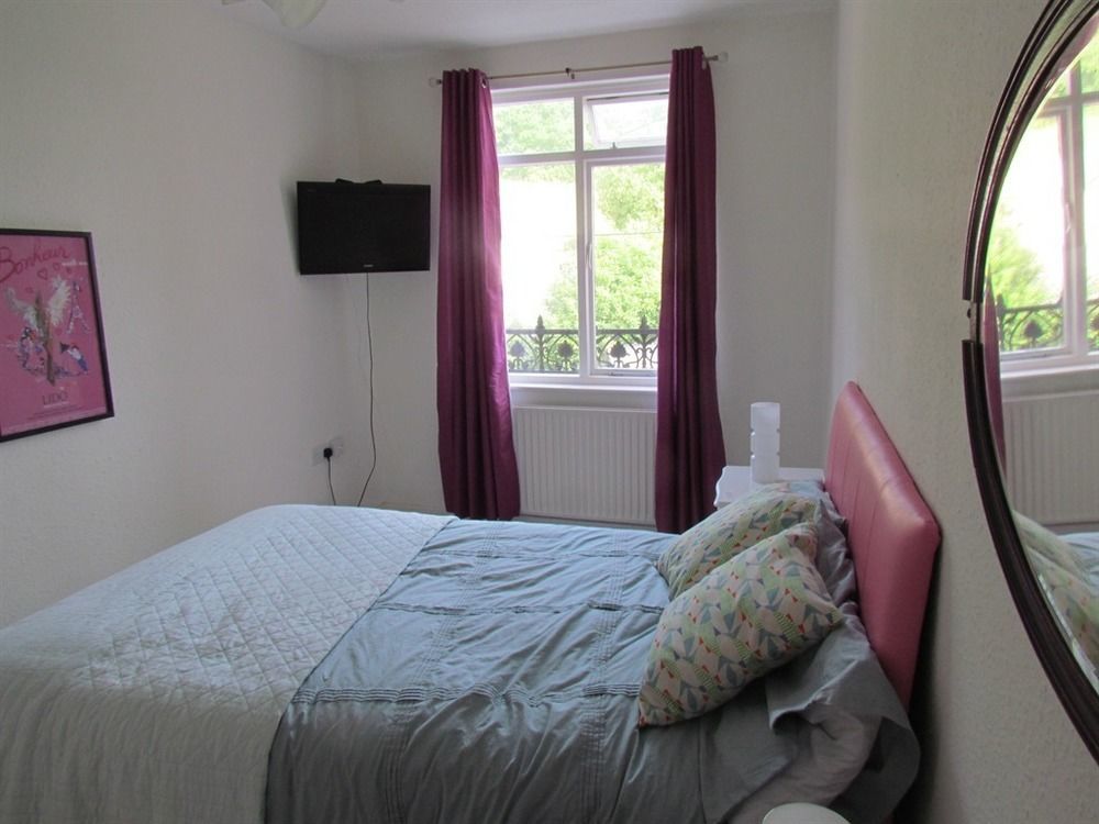 Newberry 4* Combe Martin